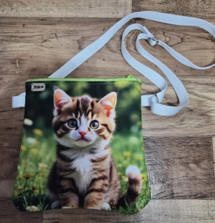 Kabelka Tess - Kotě na louce