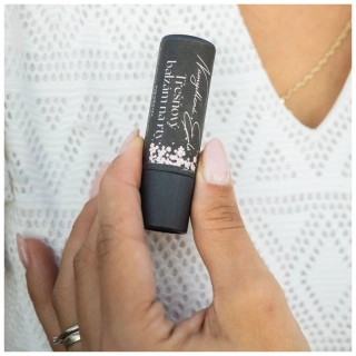 Třešňový balzám na rty